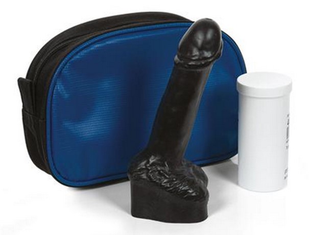 1000341 Modelo para practicar el uso de condones, piel oscura.   
 
